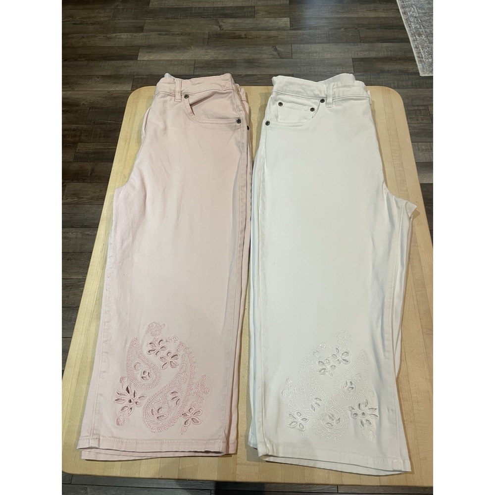 Vtg 2 Pr White Pink Cut Out Floral Paisley Embroidered Capri Pants 10 P Stretchy